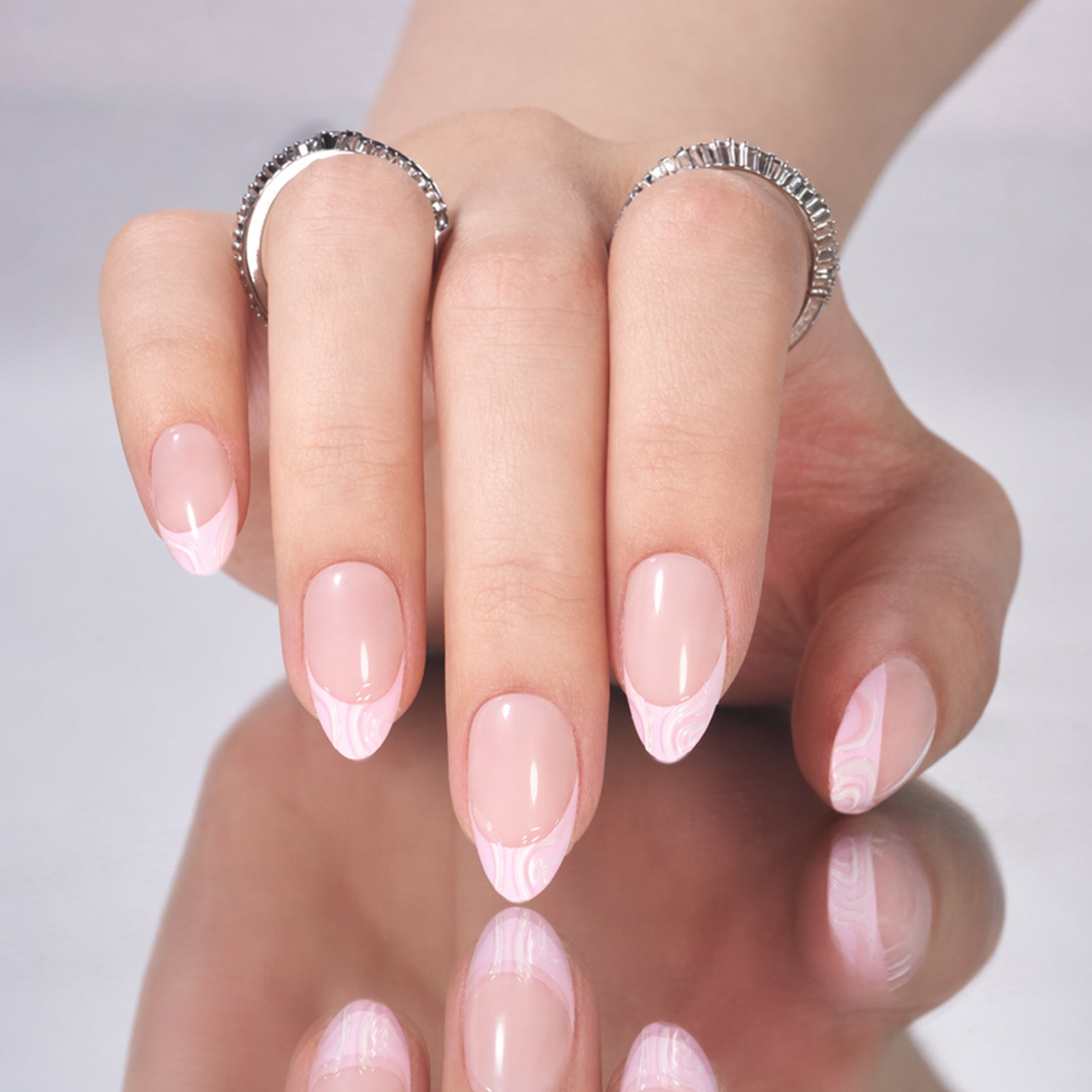 AILLSA Vacation-Ready Press-On Nails  