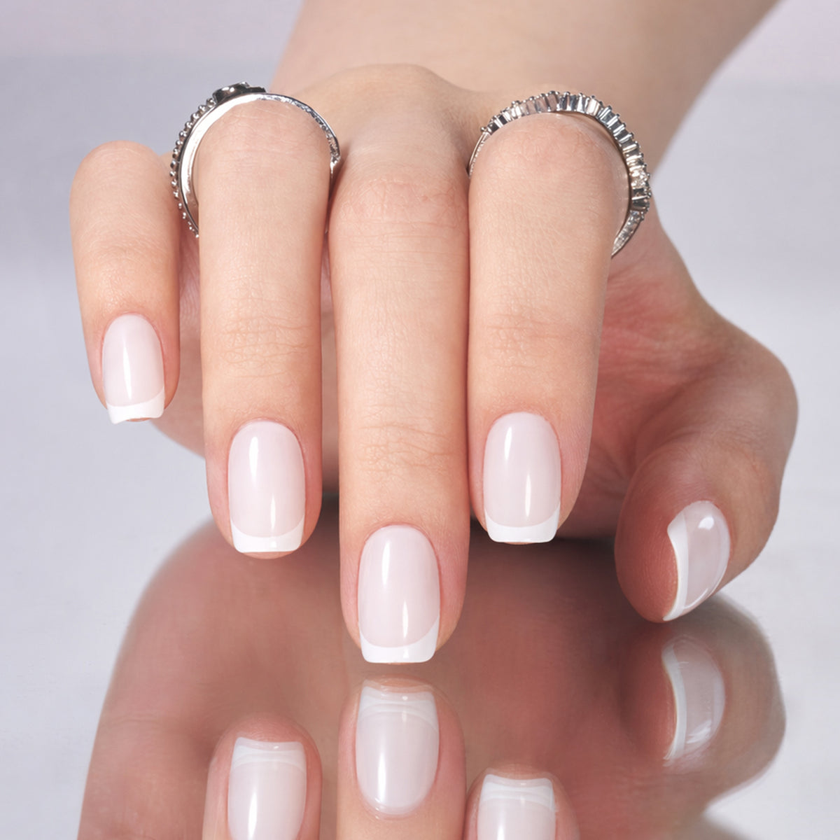 AILLSA Vacation-Ready Press-On Nails  