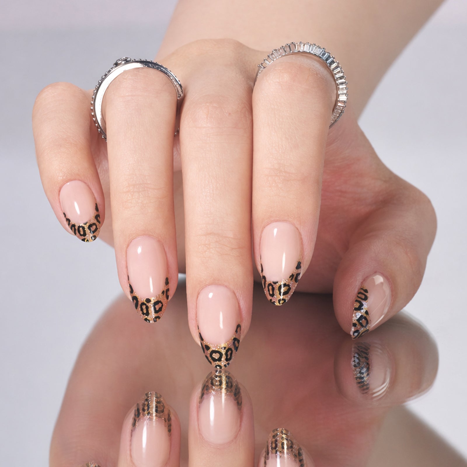 AILLSA Vacation-Ready Press-On Nails 